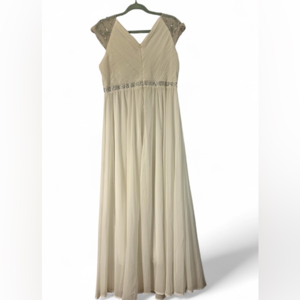 Made in India Elegant Cream Evening or wedding gown